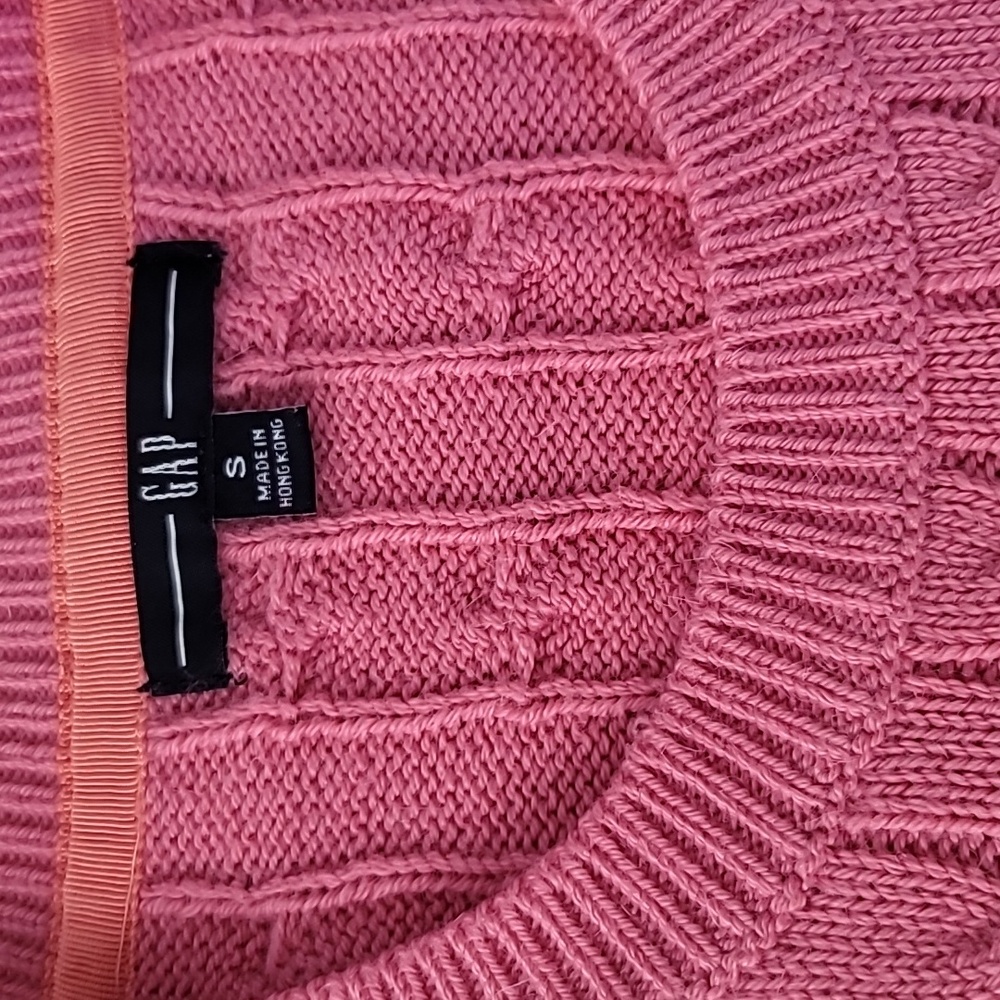 GAP Pink Cable Knit Sweater, Size S - Picture 9 of 9